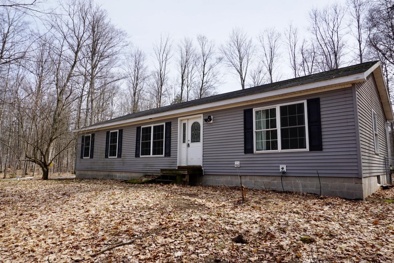 20541 Fewins Road Interlochen, MI 49643 - Photo 1 of 33 1898250.JPG