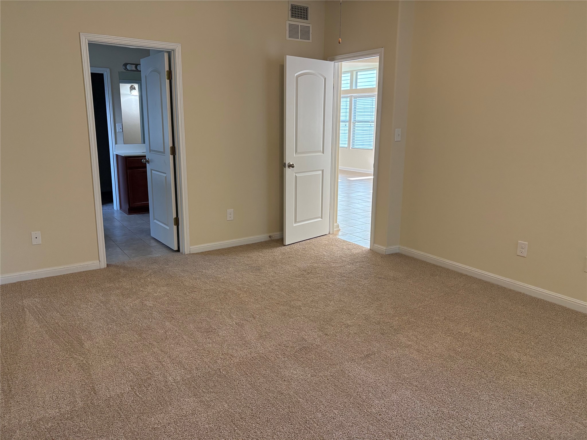 1076 Sanders Kyle, TX 78640 - Photo 17 of 40