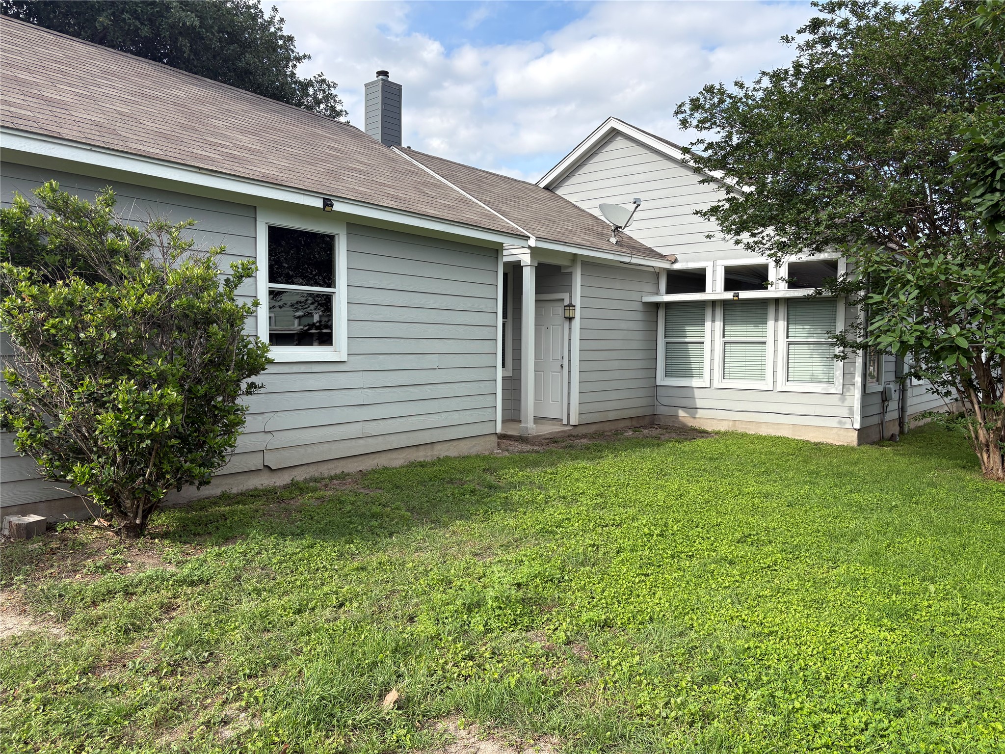1076 Sanders Kyle, TX 78640 - Photo 37 of 40