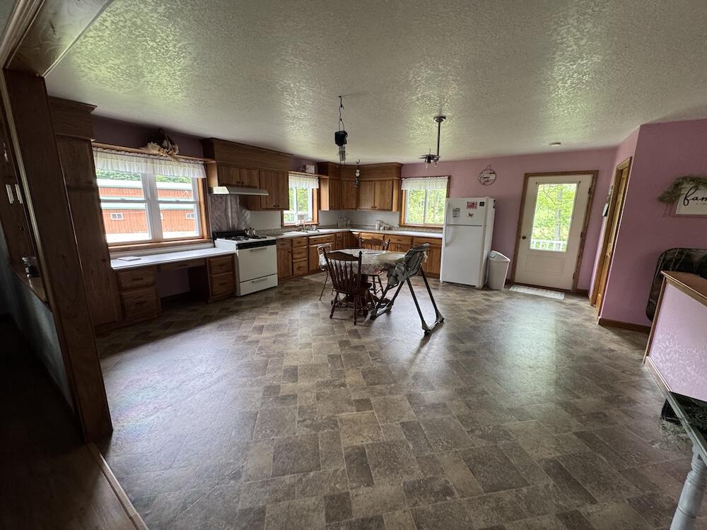 1692 North Galbraith Road Mio, MI 48647 - Photo 42 of 82 IMG_3844