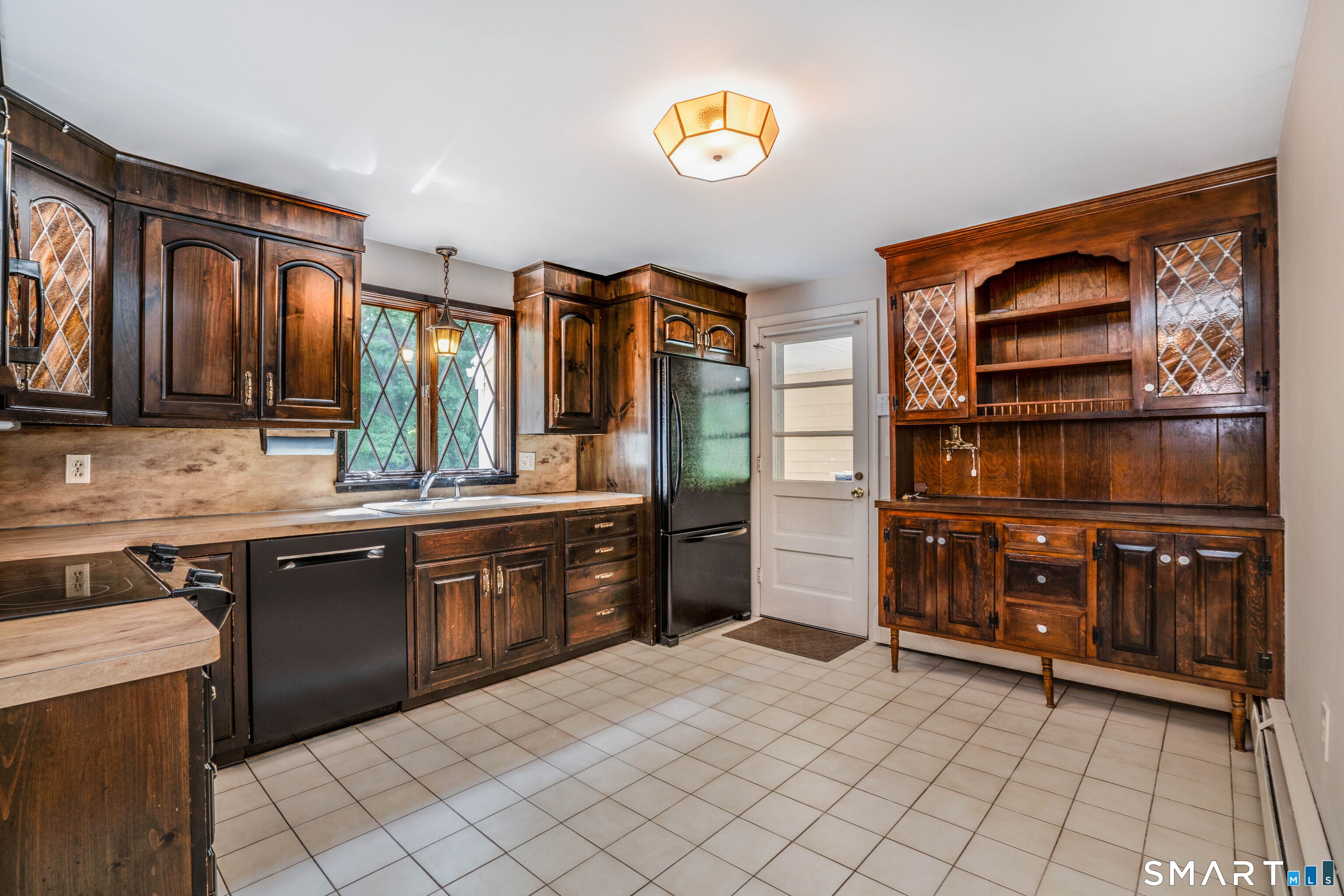 1 Foothills Way Bloomfield, CT 06002 - Photo 17 of 33