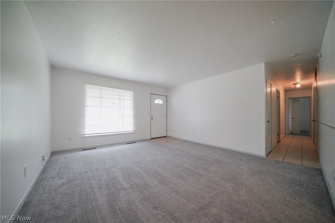 25120 Sandhurst Road Bedford Heights, OH 44146 - Photo 8 of 25