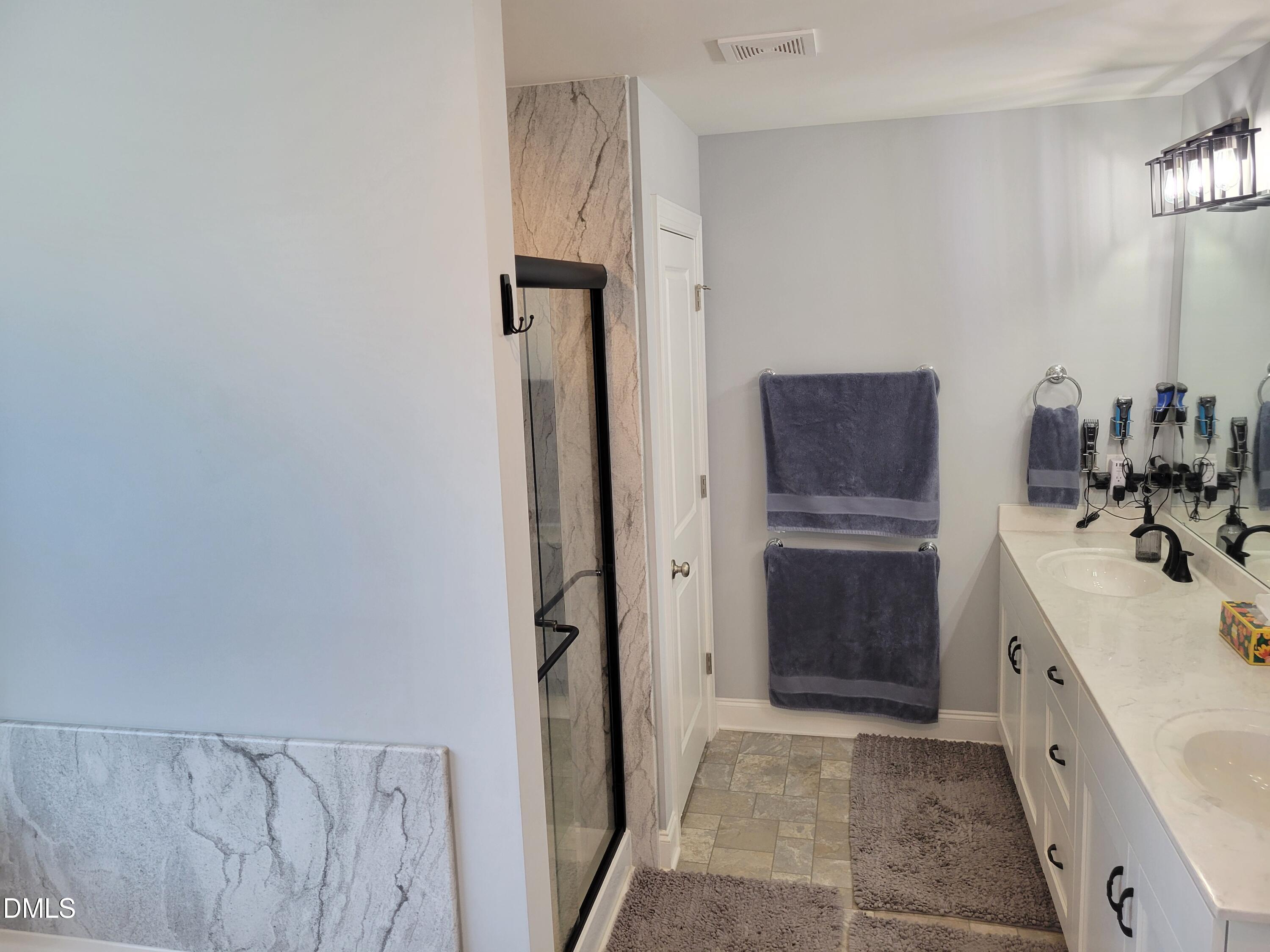 54 Aylebury Ridge Zebulon, NC 27597 - Photo 27 of 28 Primary bath2