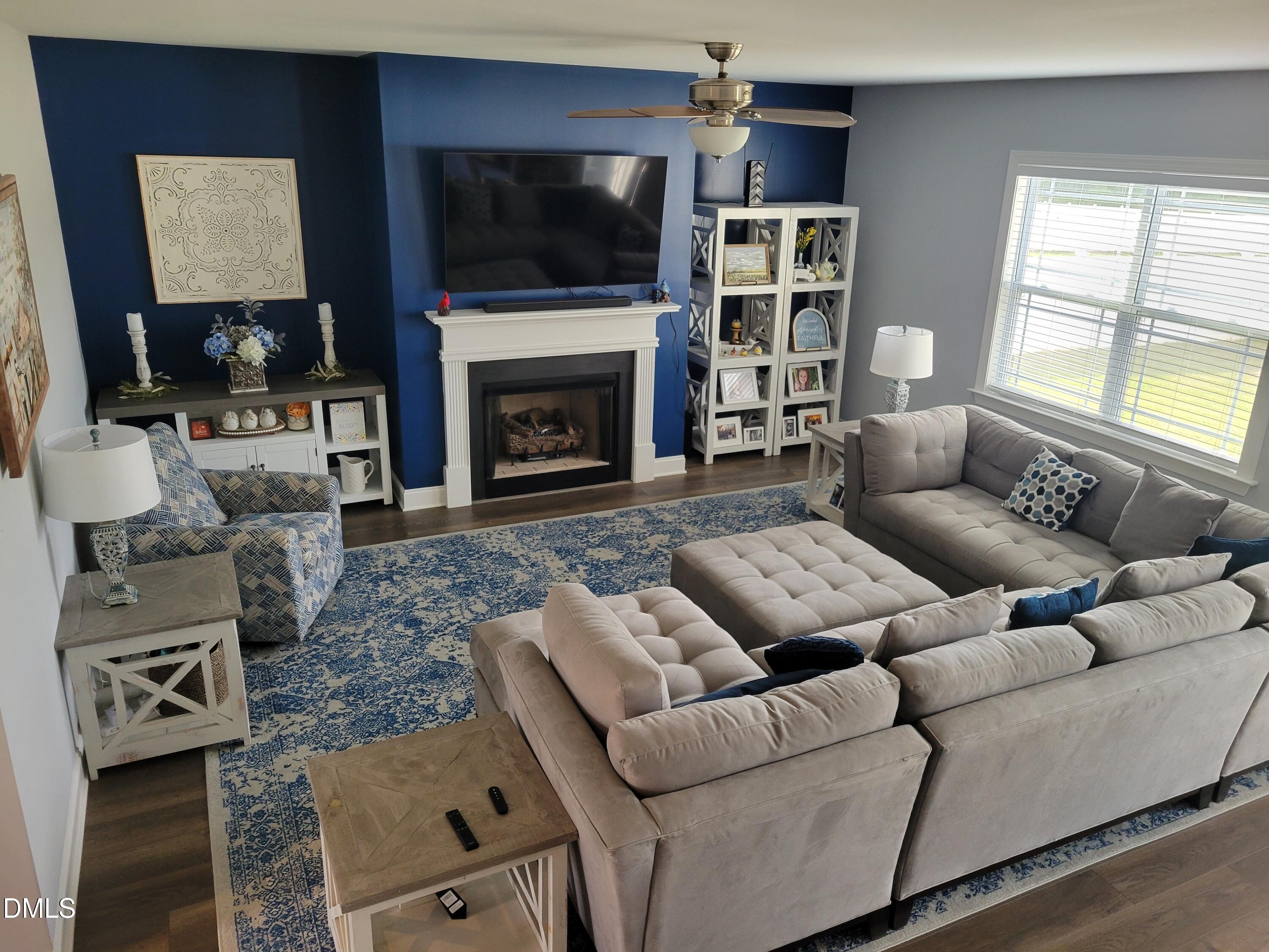 54 Aylebury Ridge Zebulon, NC 27597 - Photo 9 of 28 LR 2