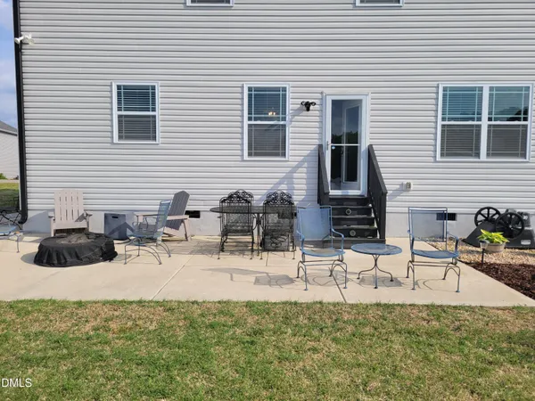 $440,900 | 54 Aylebury Ridge, Zebulon, NC 27597