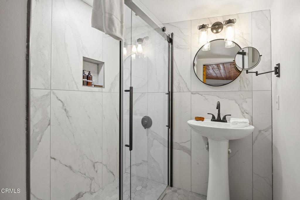 12710 Ojai Road Santa Paula, CA 93060 - Photo 14 of 53 81-web-or-mls-UpmarketMedia_12718Ojai-22