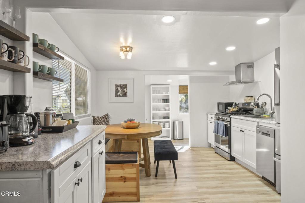 12710 Ojai Road Santa Paula, CA 93060 - Photo 15 of 53 96-web-or-mls-UpmarketMedia_12718Ojai-27