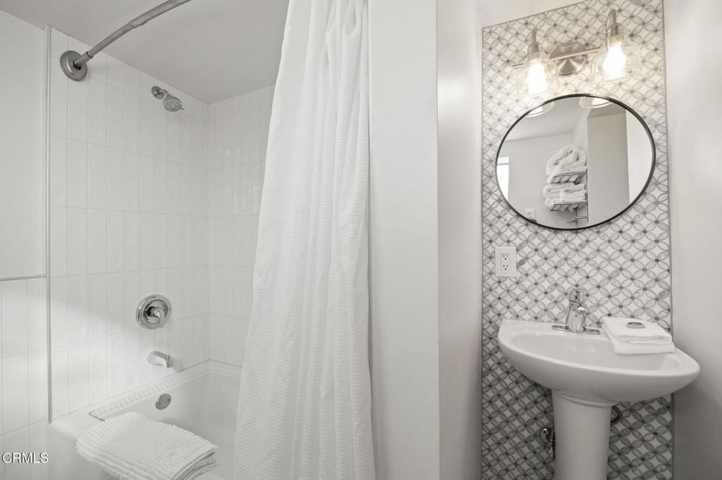 12710 Ojai Road Santa Paula, CA 93060 - Photo 41 of 53 53-web-or-mls-UpmarketMedia_12718Ojai-14