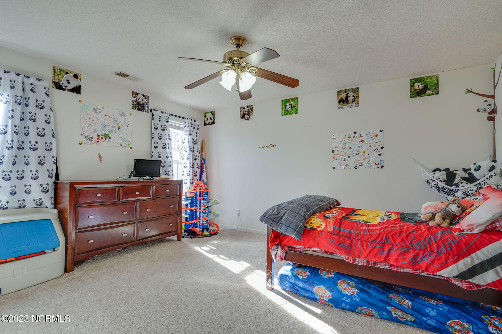211 Green View Road Moyock, NC 27958 - Photo 21 of 29 211_Green_View_Rd-36