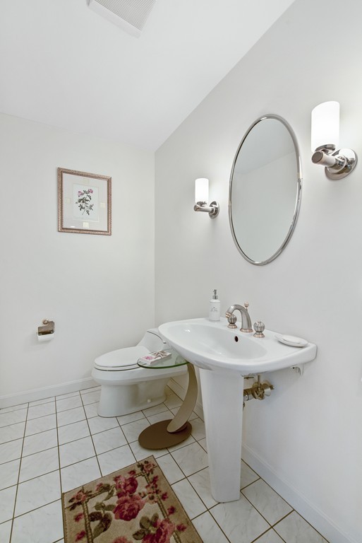 4 Yolande Road Marblehead, MA 01945 - Photo 17 of 30 a bathroom with a sink toilet and a mirror