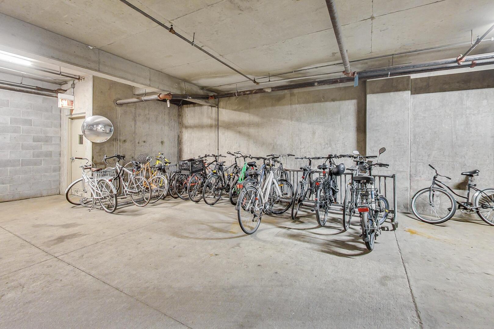 6 South Laflin Street, Unit 923 Chicago, IL 60607 - Photo 20 of 24 a view of bike storage