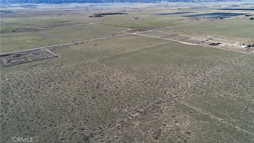 3 West H Lancaster, CA 93535 - Photo 5 of 8