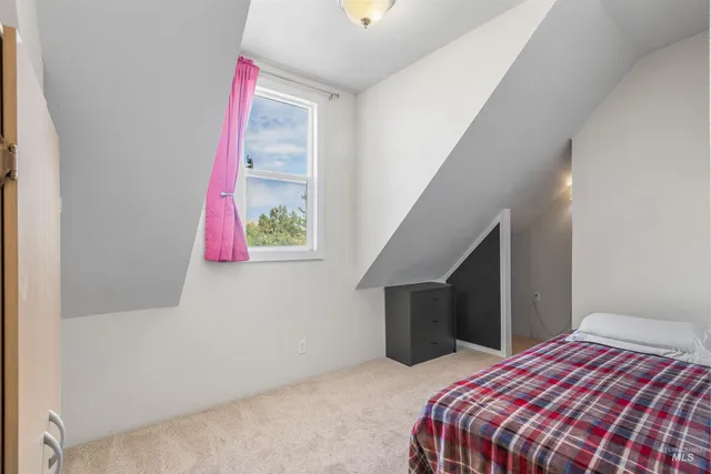 $334,900 | 815 2nd Street, Asotin, WA 99402