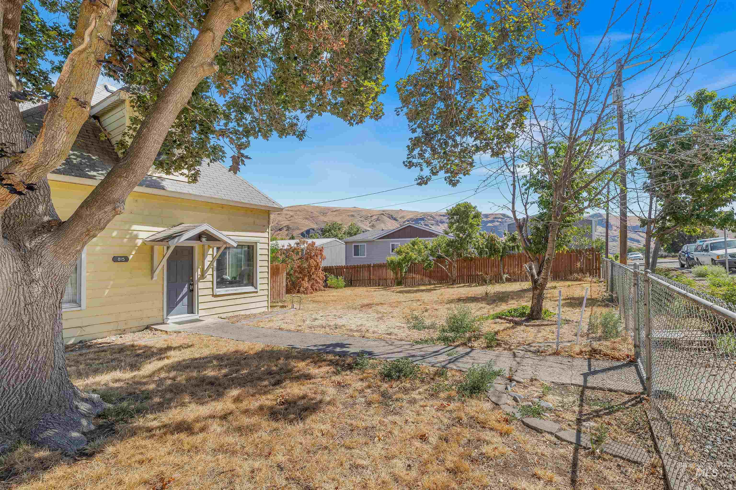 815 2nd Street Asotin, WA 99402 - Photo 40 of 50 View of fenced backyard