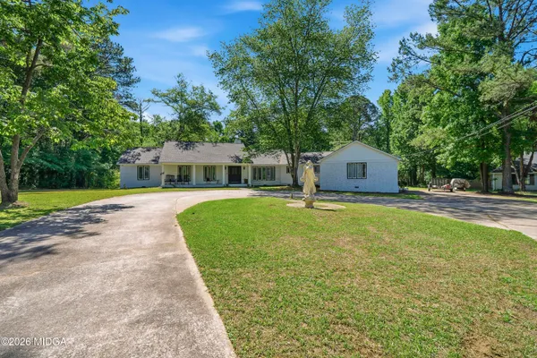 $390,000 | 160 Von Ron Drive, Macon, GA 31210