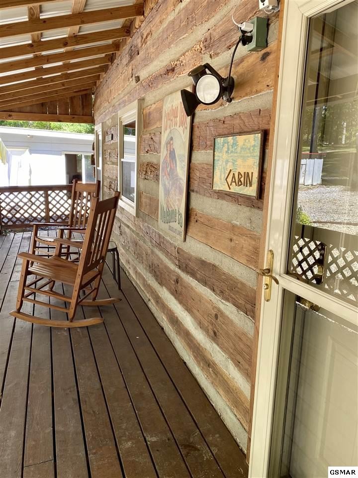 2124 Key Way Sevierville, TN 37876 - Photo 25 of 29 a view of a chairs and table on the balcony