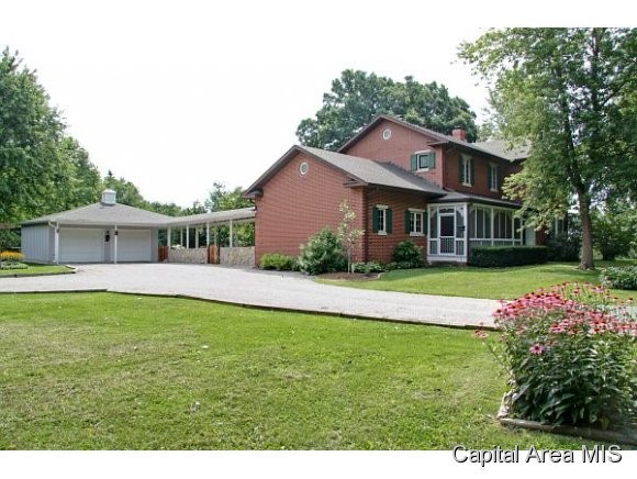 17612 Old Fairgrounds Road Petersburg, IL 62675 - Photo 1 of 12 Gallery Image 1