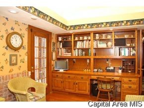 17612 Old Fairgrounds Road Petersburg, IL 62675 - Photo 7 of 12 Gallery Image 7