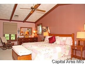 17612 Old Fairgrounds Road Petersburg, IL 62675 - Photo 8 of 12 Gallery Image 8