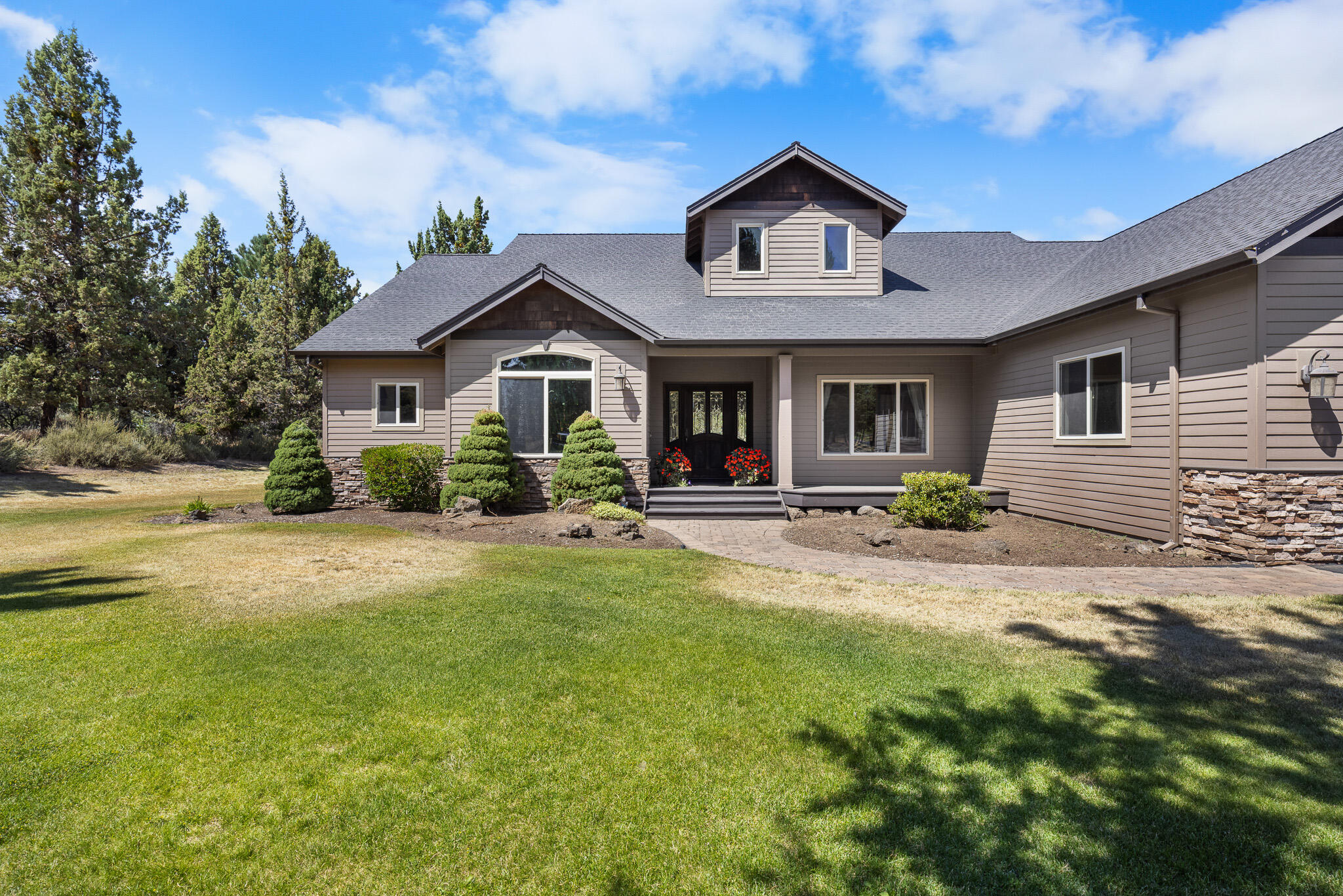 21130 Country Squire Road Bend, OR 97701 - Photo 5 of 52 _52A5489