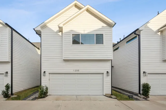 $300,000 | 1230 Mcneil Street, Houston, TX 77009