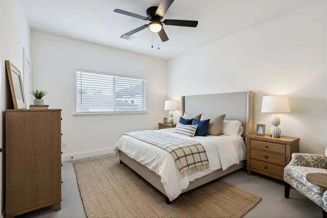 $300,000 | 1230 Mcneil Street, Houston, TX 77009