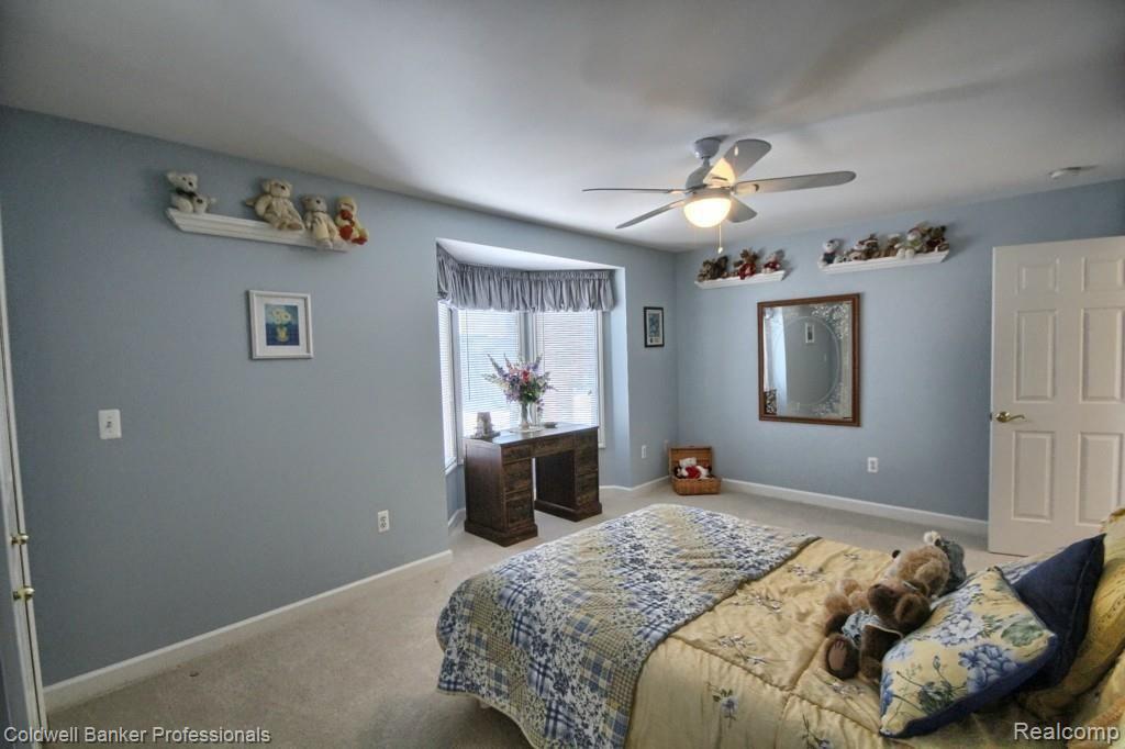 3876 Fawn Drive Rochester, MI 48306 - Photo 26 of 43 Large 3rd Bedroom