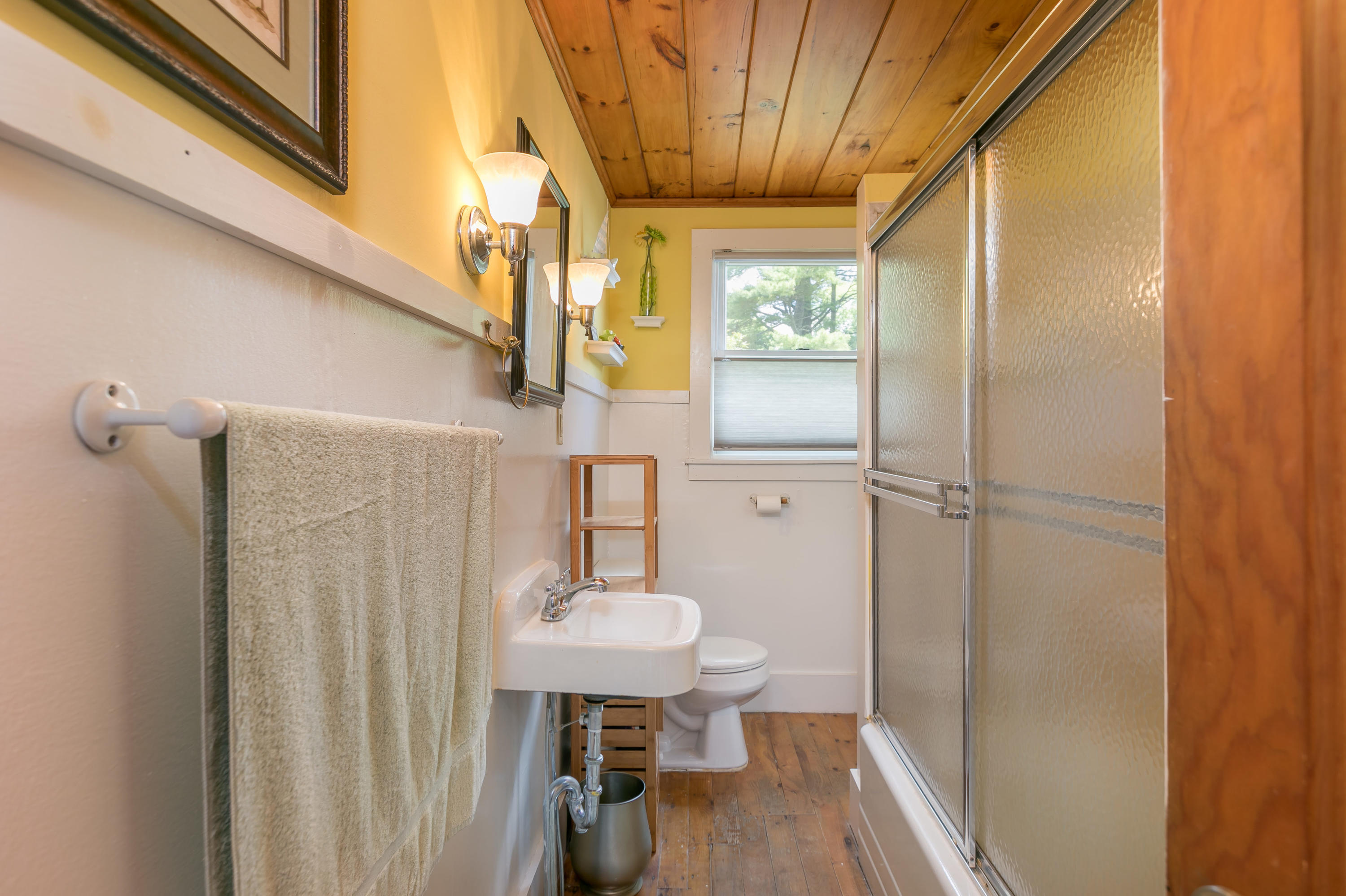 583 Anderson Road Sebago, ME 04029 - Photo 29 of 46 Full Bath