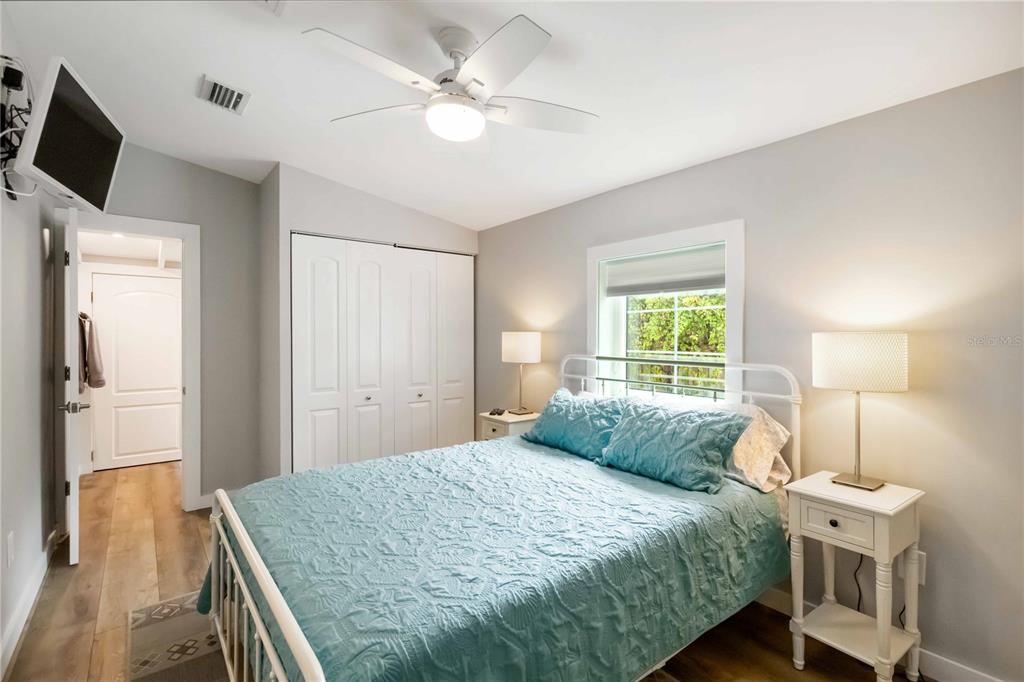 2537 Ashton Road Sarasota, FL 34231 - Photo 12 of 24