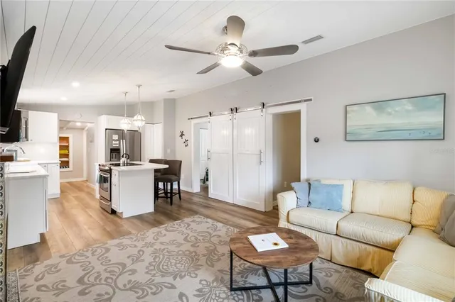 $3,400 | 2537 Ashton Road, Sarasota, FL 34231