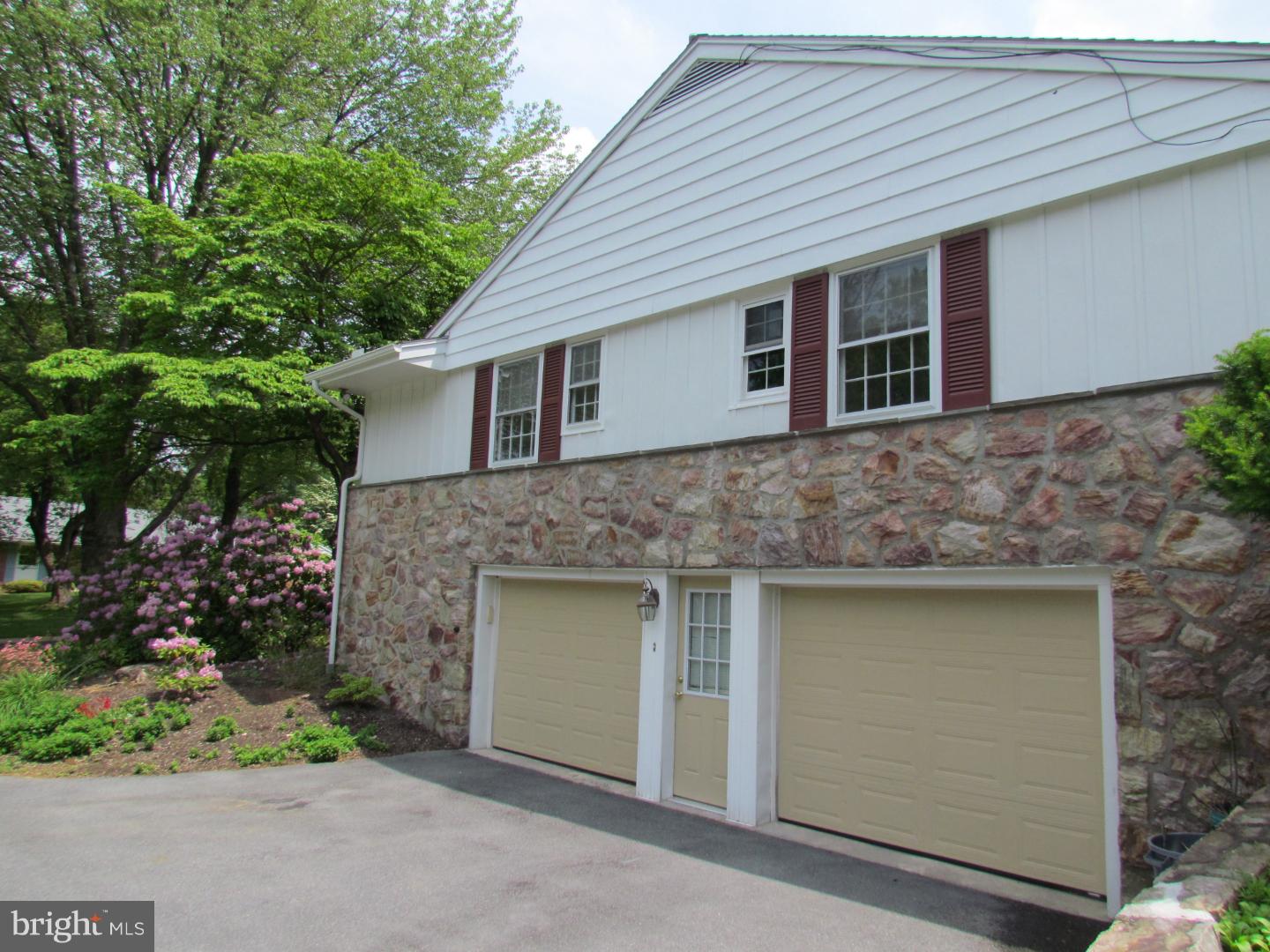 6 Oriole Road Wyomissing, PA 19610 - Photo 23 of 25 Gallery Image 23