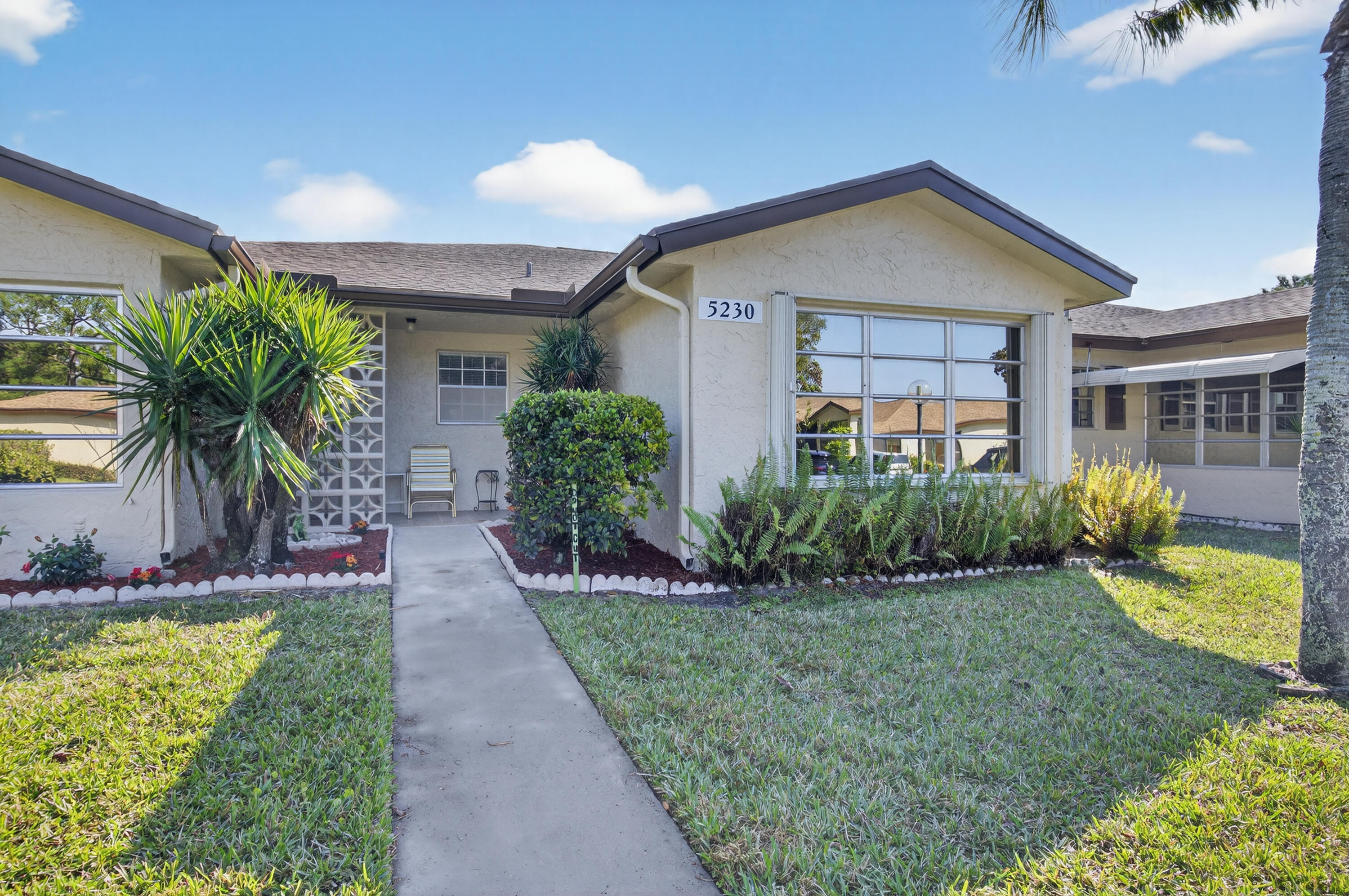5230 Nesting Way, Unit B Delray Beach, FL 33484 - Photo 2 of 40 DSC_2642