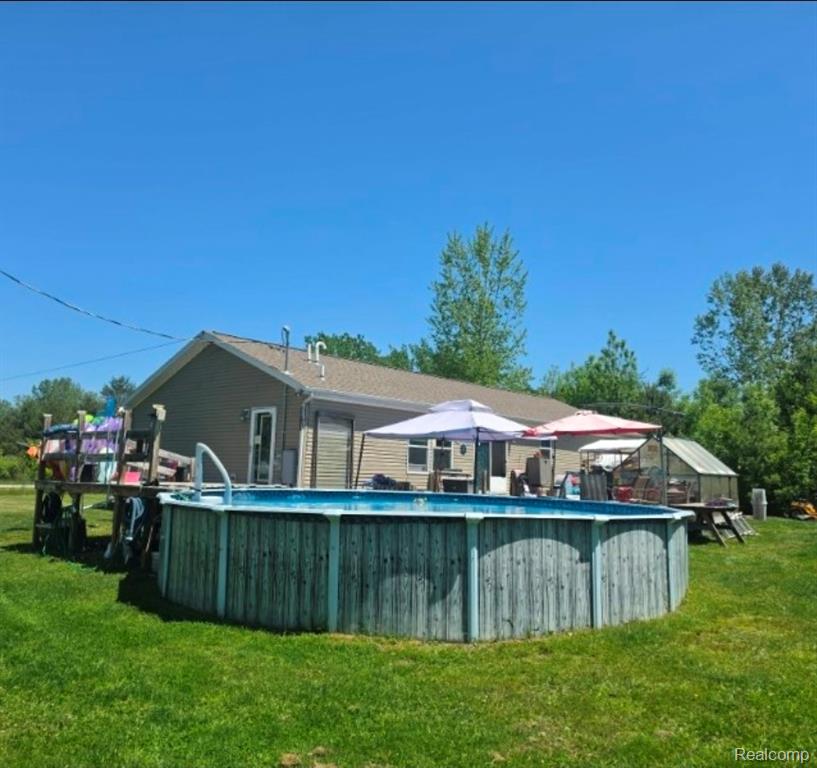 20 East Mier Road Sanford, MI 48657 - Photo 3 of 19
