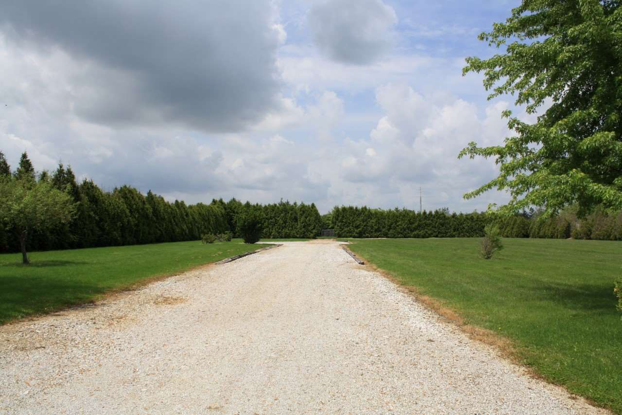 14101 Tonkel Road Fort Wayne, IN 46845 - Photo 2 of 30