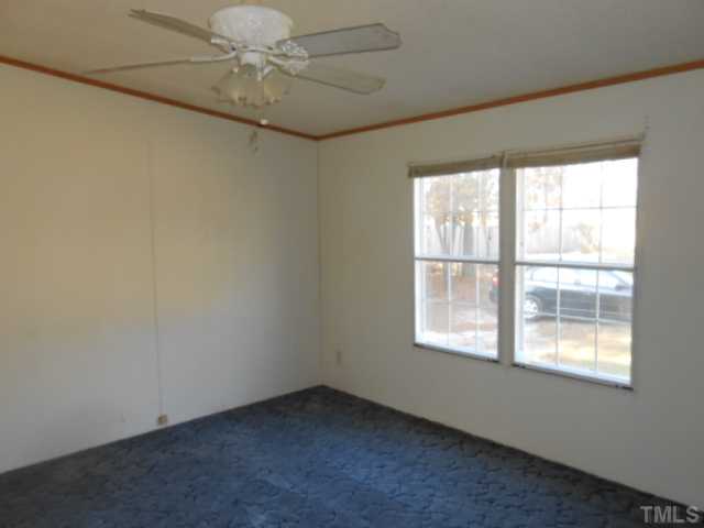 373 Burncoat Road Kinston, NC 28504 - Photo 4 of 8 Gallery Image 4