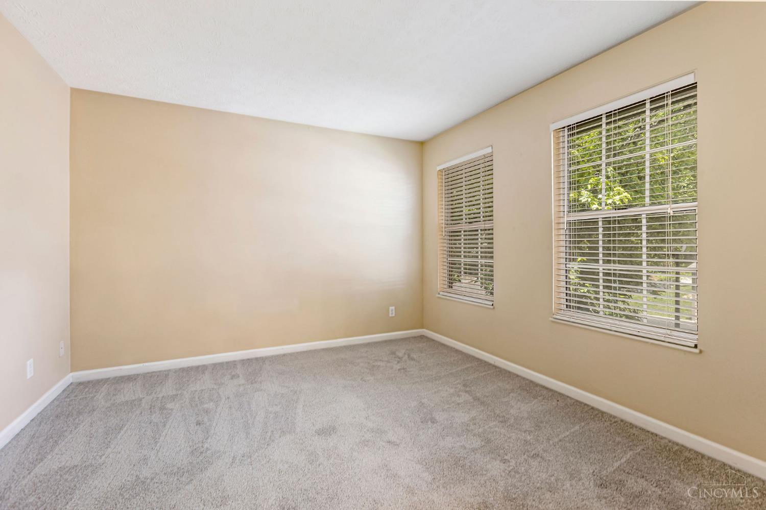 10555 Montgomery Road, Unit 77 Montgomery, OH 45242 - Photo 36 of 54