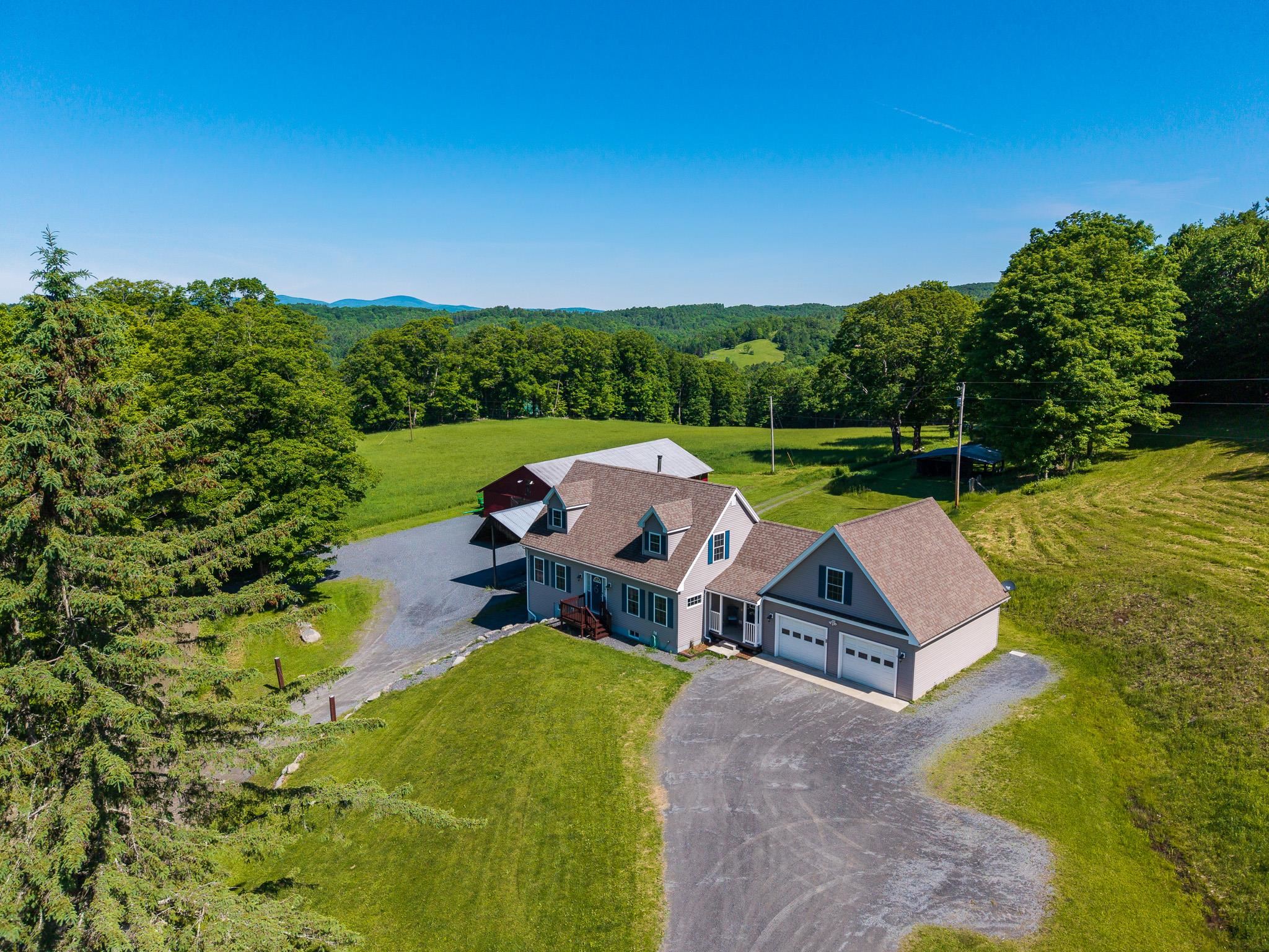 292 Fulton Road Bradford, VT 05040 - Photo 1 of 33