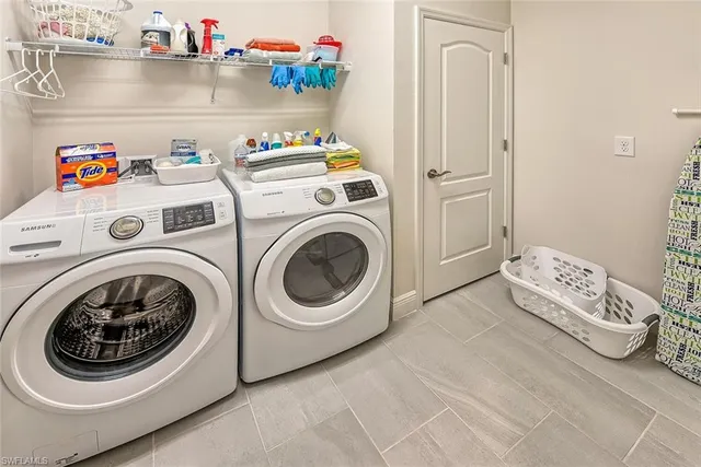 $4,250 | 6954 Avalon Circle, Unit 707, Naples, FL 34112