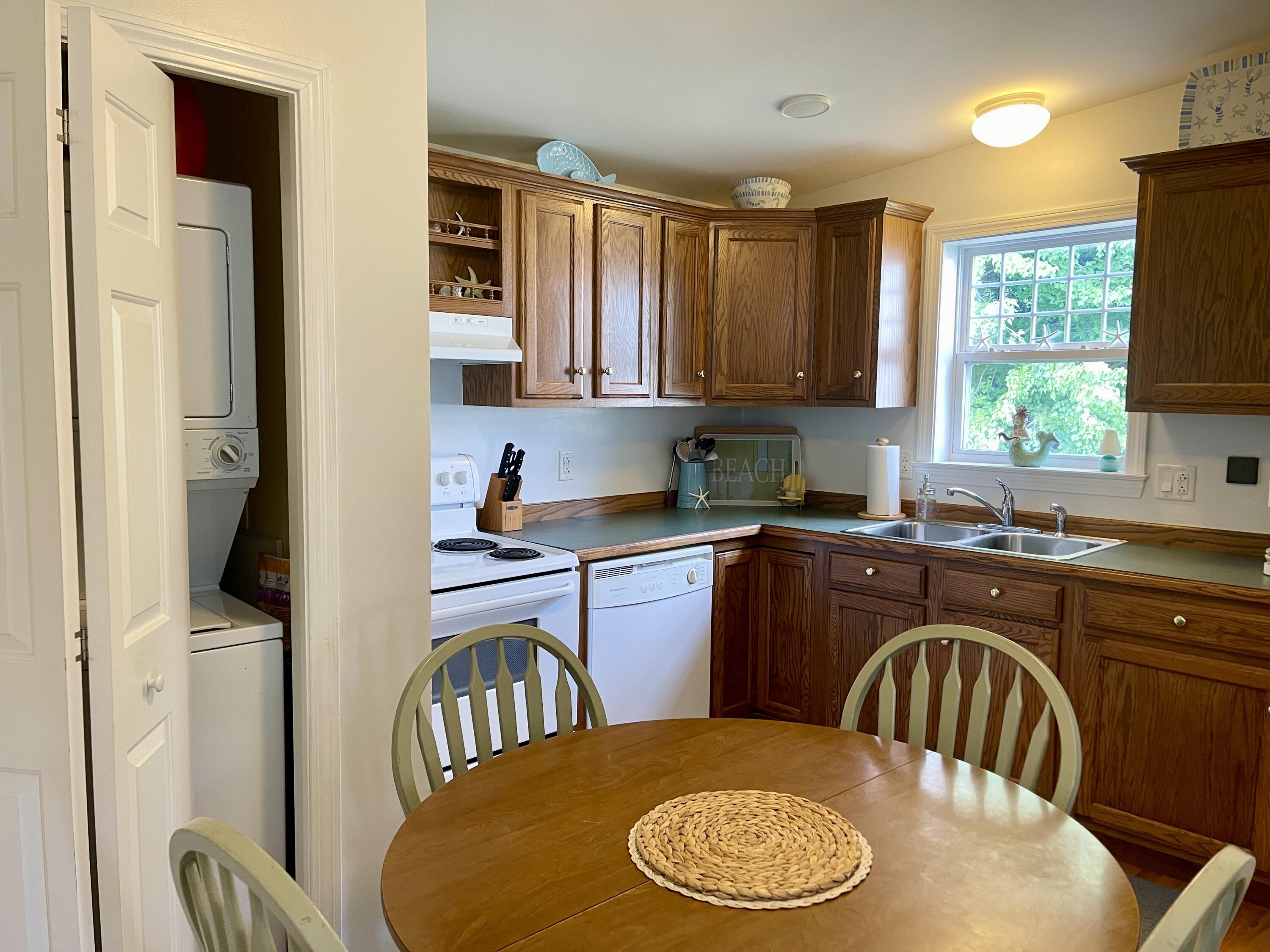 412 Post Road, Unit 118 Wells, ME 04090 - Photo 9 of 33 IMG_9533