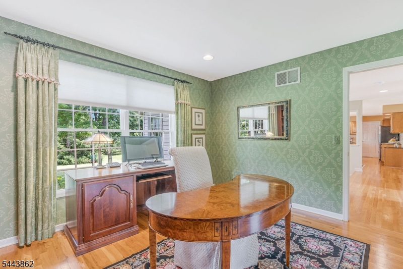5 Pinewood Lane Warren, NJ 07059 - Photo 6 of 45
