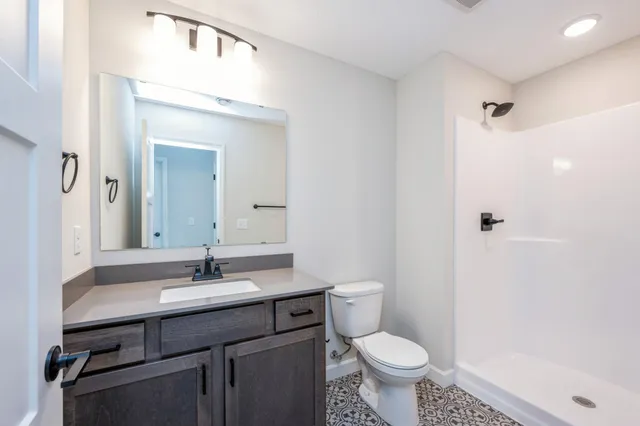 $700,000 | 869 Greywood Boulevard Southwest, Delano, MN 55328