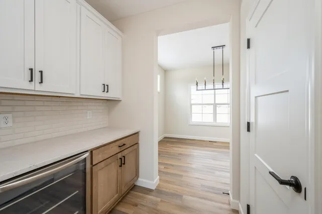 $700,000 | 869 Greywood Boulevard Southwest, Delano, MN 55328