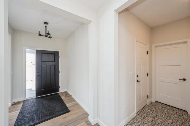 $700,000 | 869 Greywood Boulevard Southwest, Delano, MN 55328