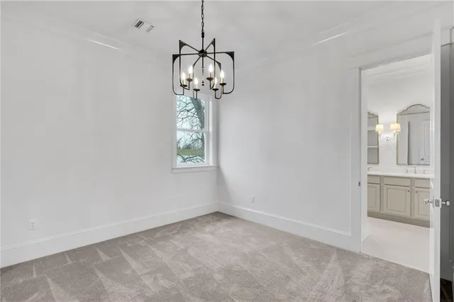 $685,000 | 100 Andrea Street, River Ridge, LA 70123