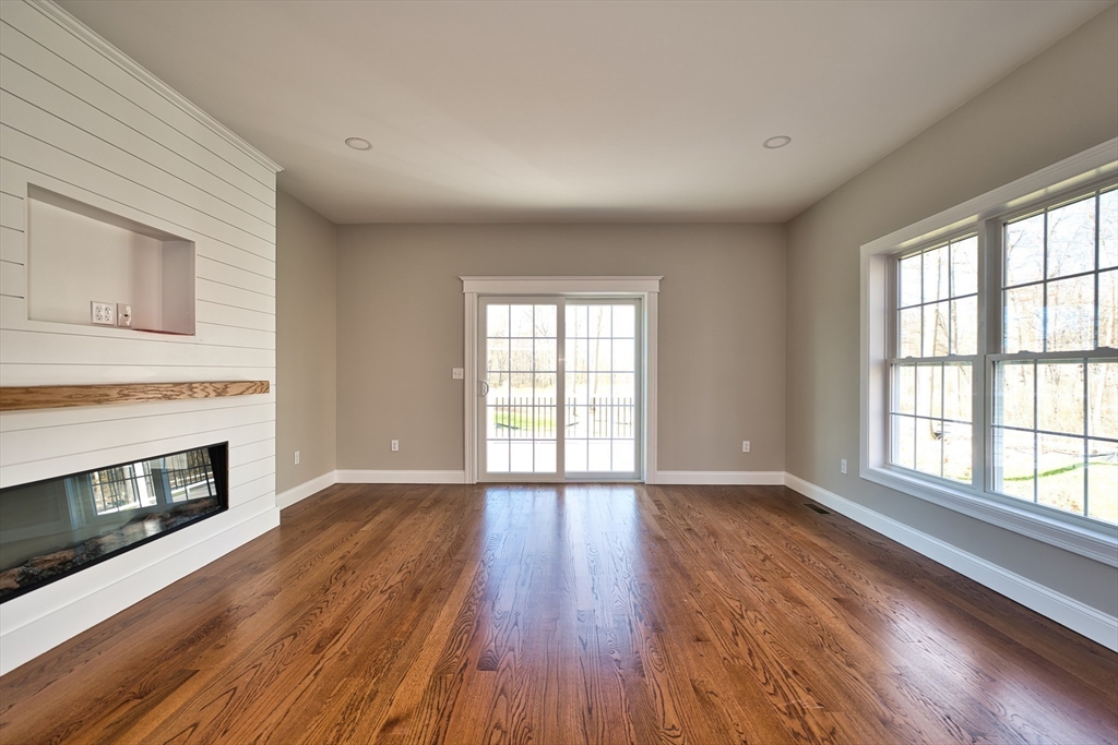532 Old Warren Road Swansea, MA 02777 - Photo 18 of 32