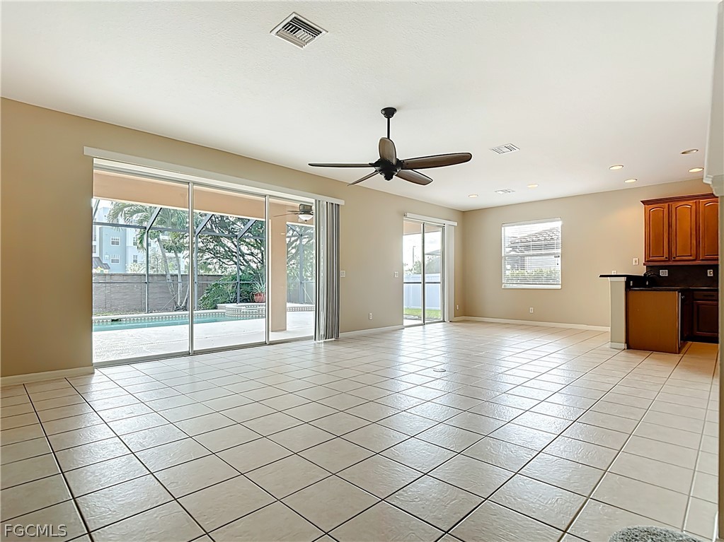 2798 Via Piazza Loop Fort Myers, FL 33905 - Photo 10 of 49
