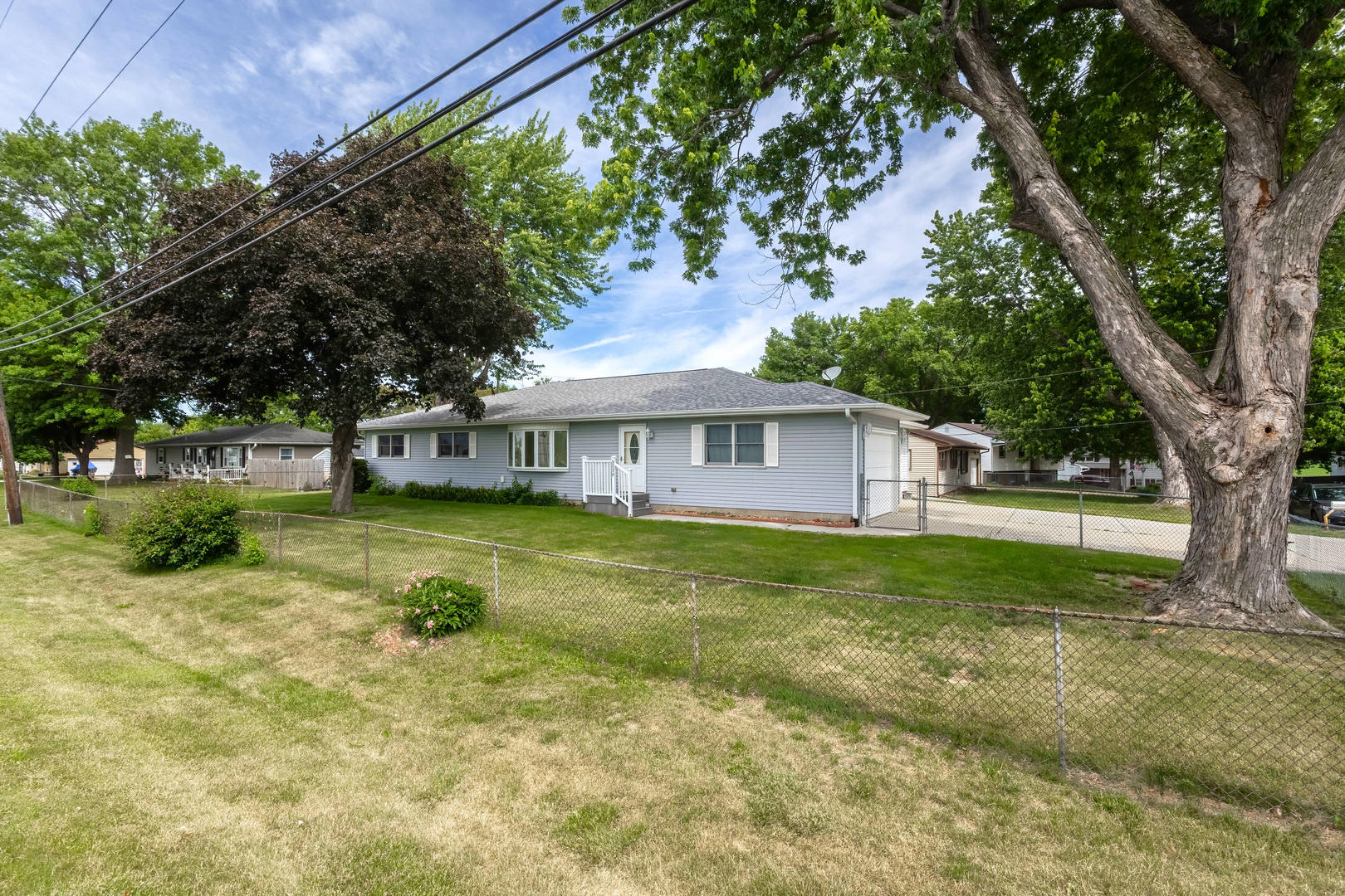 5770 Poppy Garden Road Colona, IL 61241 - Photo 2 of 29