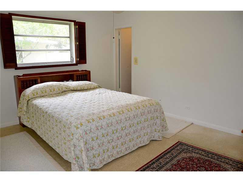 740 Ridgewood Lane Plantation, FL 33317 - Photo 11 of 23 Bedroom Master