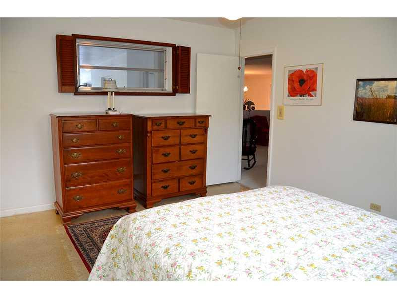 740 Ridgewood Lane Plantation, FL 33317 - Photo 12 of 23 Bedroom Master