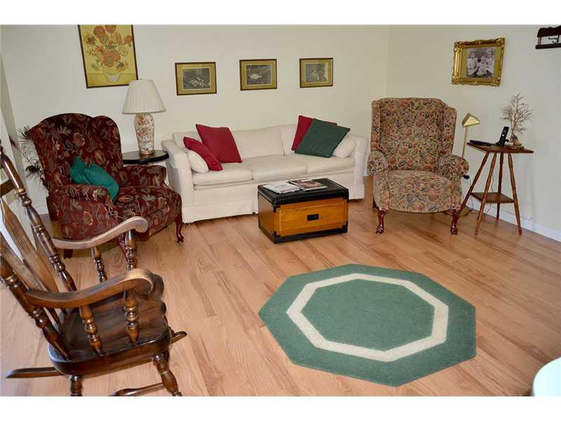 740 Ridgewood Lane Plantation, FL 33317 - Photo 20 of 23 Family/Great Room